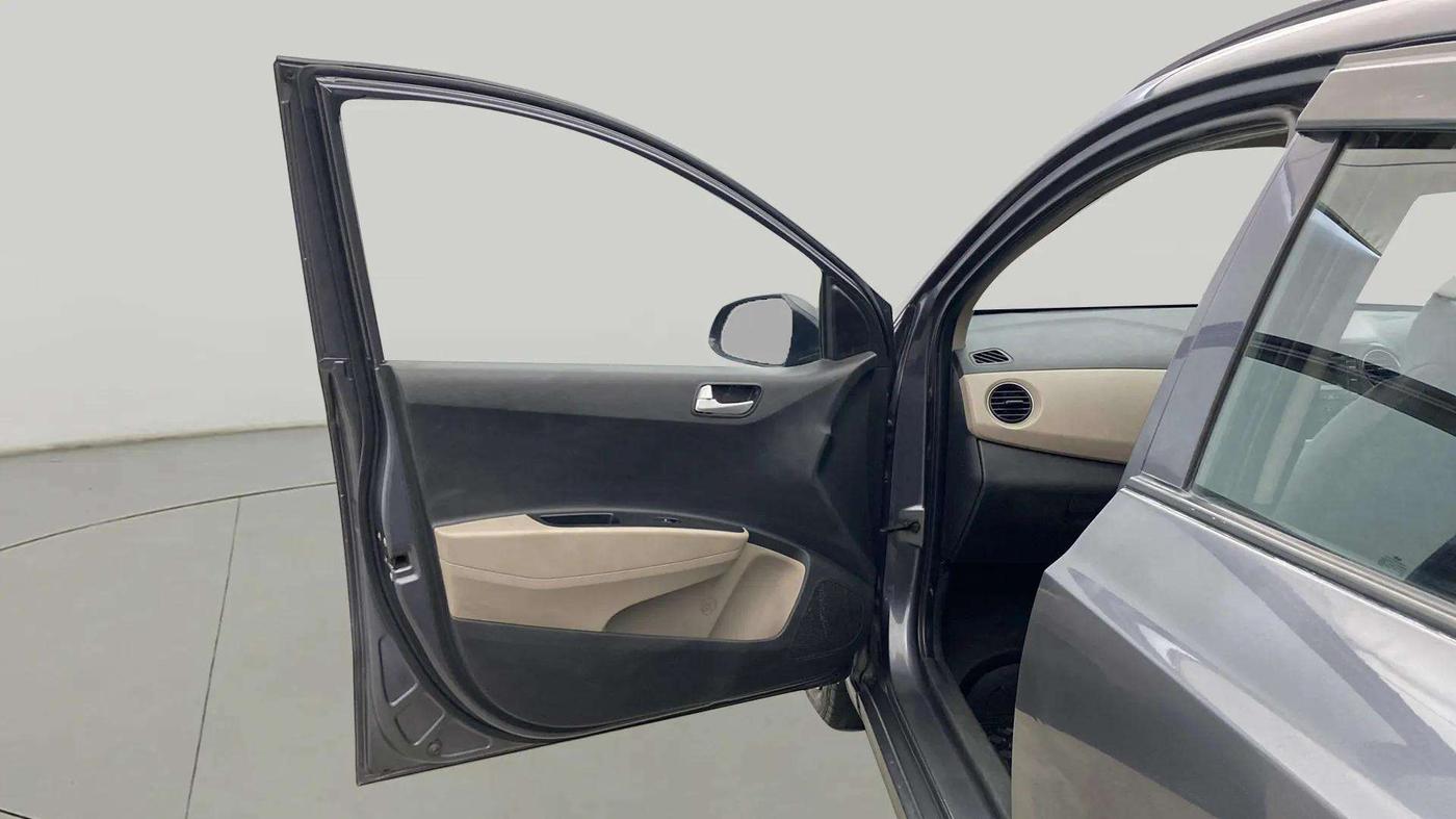 2015 Hyundai Grand i10 SPORTZ 1.2 KAPPA VTVT, Petrol, Manual, 81,443 km, LHS Front Door