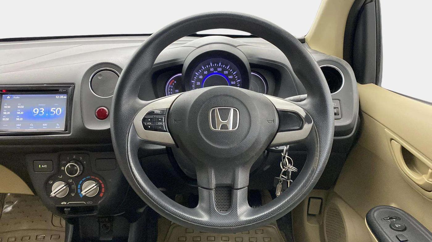 2015 Honda Amaze 1.2L I-VTEC S, CNG, Manual, 34,062 km, Steering Wheel Close Up