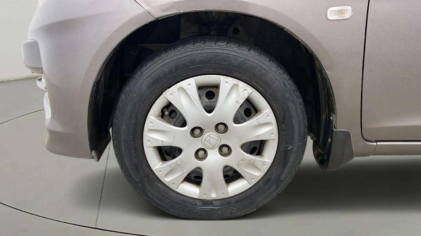 2015 Honda Amaze 1.2L I-VTEC S, CNG, Manual, 34,062 km, Left Front Wheel