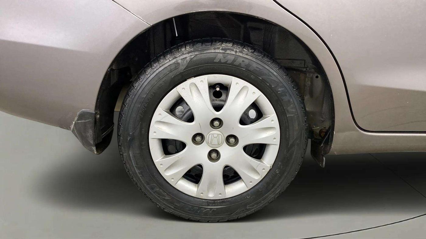 2015 Honda Amaze 1.2L I-VTEC S, CNG, Manual, 34,062 km, Right Rear Wheel