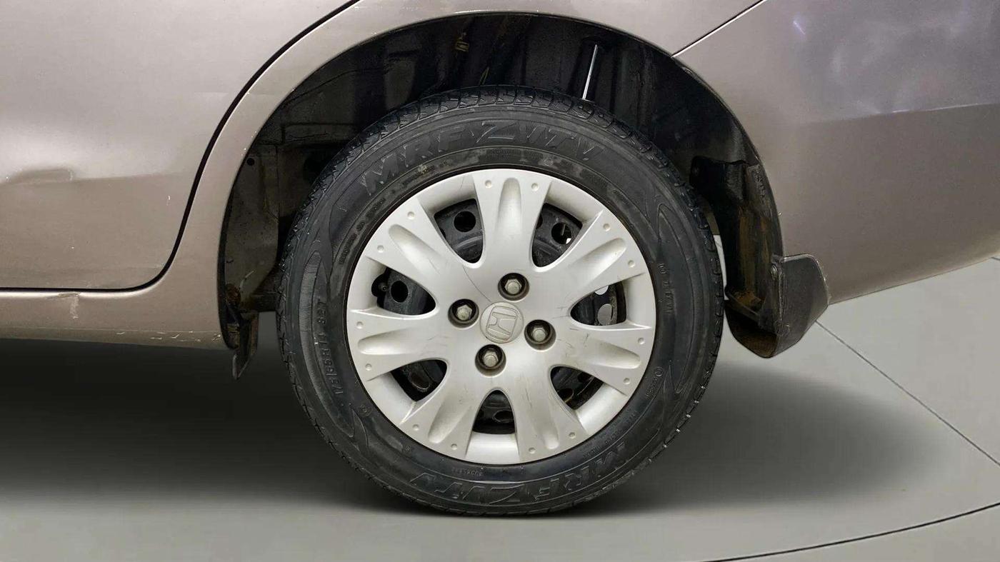 2015 Honda Amaze 1.2L I-VTEC S, CNG, Manual, 34,062 km, Left Rear Wheel