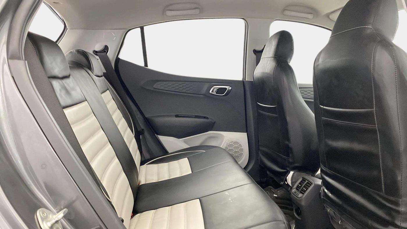2021 Hyundai GRAND I10 NIOS SPORTZ AMT 1.2 KAPPA VTVT, Petrol, Automatic, 36,979 km, Right Side Rear Door Cabin