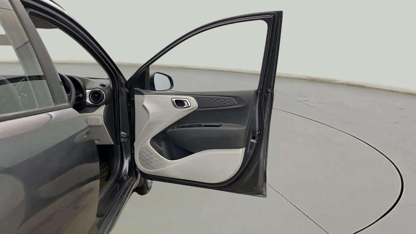 2021 Hyundai GRAND I10 NIOS SPORTZ AMT 1.2 KAPPA VTVT, Petrol, Automatic, 36,979 km, RHS Front Door