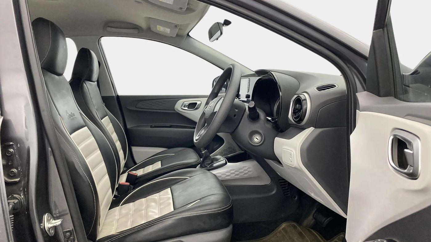 2021 Hyundai GRAND I10 NIOS SPORTZ AMT 1.2 KAPPA VTVT, Petrol, Automatic, 36,979 km, Right Side Front Door Cabin