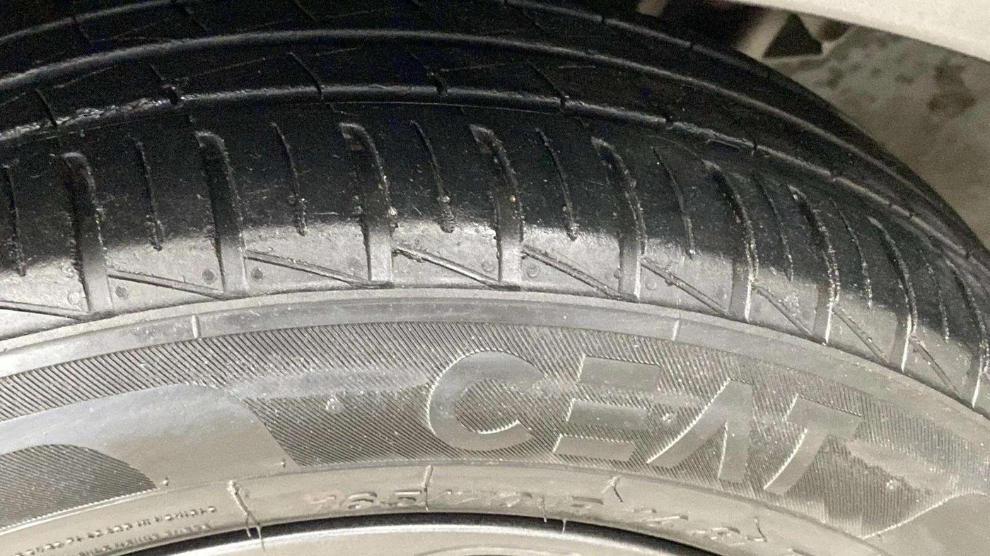 2021 Hyundai GRAND I10 NIOS SPORTZ AMT 1.2 KAPPA VTVT, Petrol, Automatic, 36,979 km, Left Rear Tyre Tread