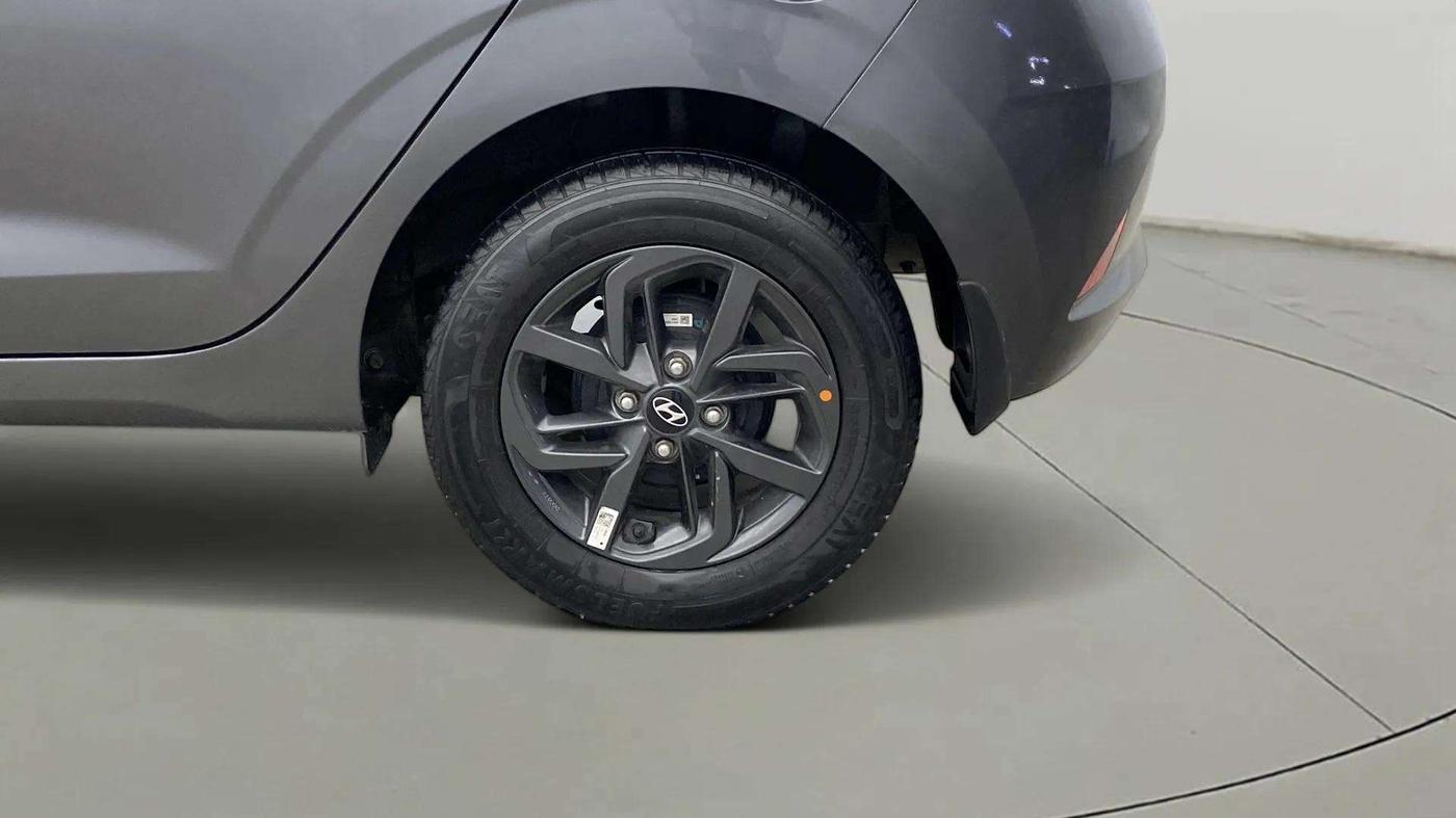 2021 Hyundai GRAND I10 NIOS SPORTZ AMT 1.2 KAPPA VTVT, Petrol, Automatic, 36,979 km, Left Rear Wheel