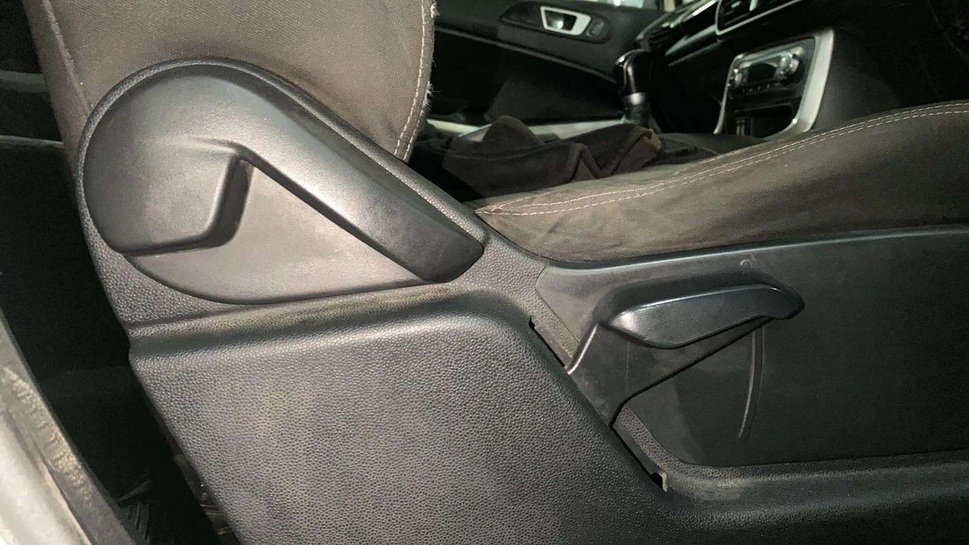 2018 Ford Ecosport TITANIUM 1.5L DIESEL, Diesel, Manual, 85,944 km, Driver Side Adjustment Panel