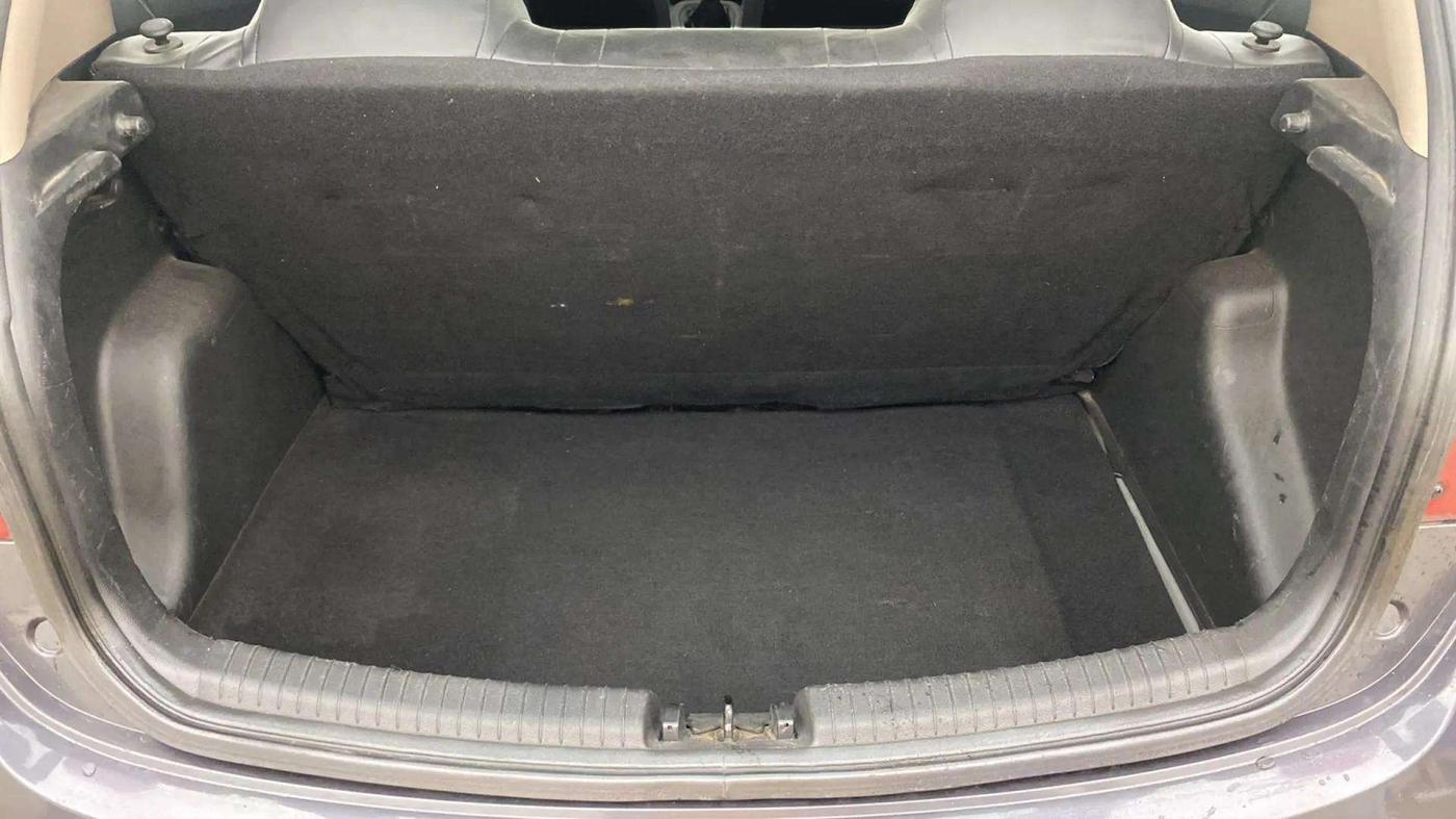 2018 Hyundai Grand i10 MAGNA 1.2 KAPPA VTVT, CNG, Manual, 77,240 km, Boot Inside