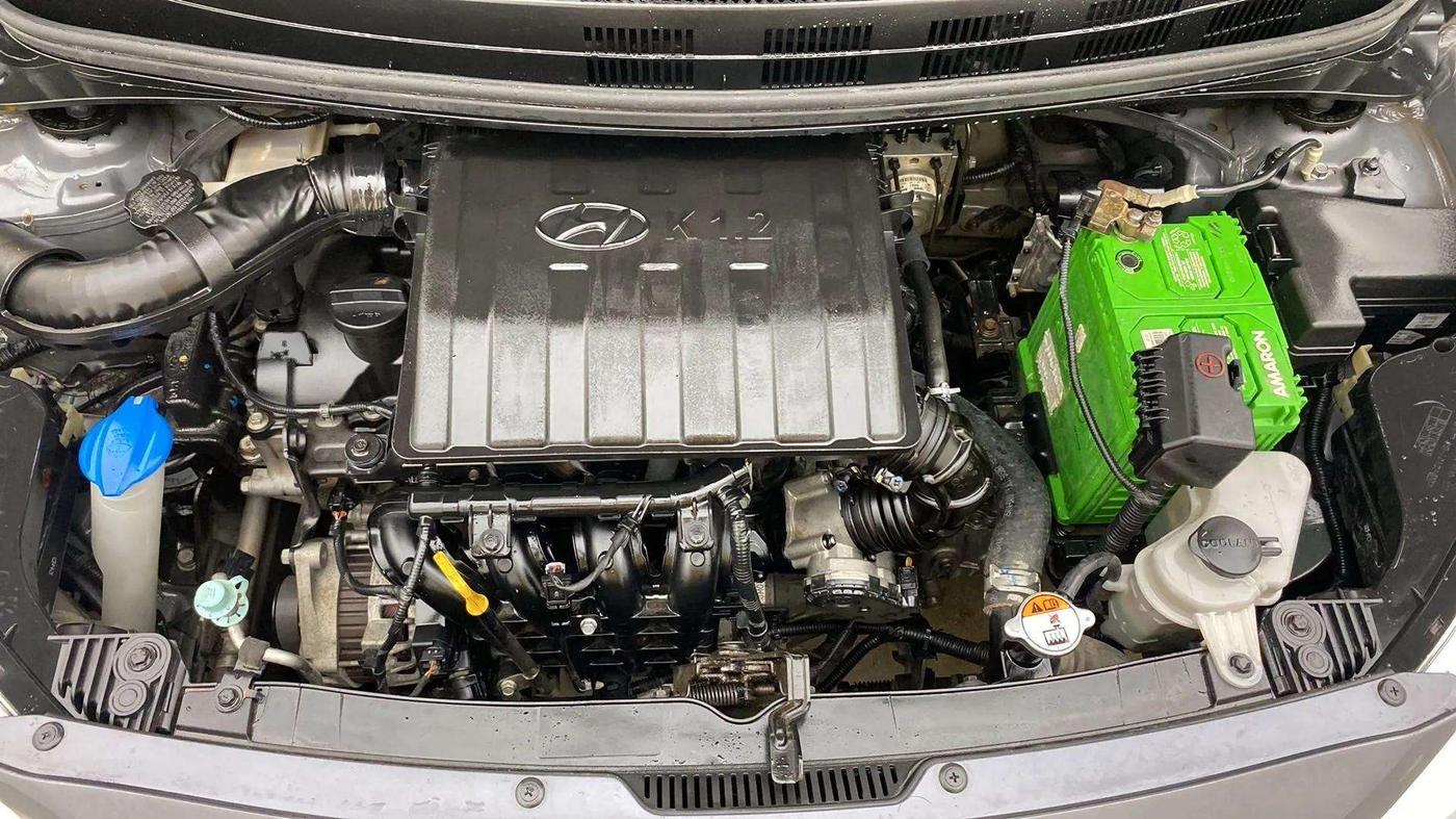 2018 Hyundai Grand i10 MAGNA 1.2 KAPPA VTVT, CNG, Manual, 77,240 km, Engine View