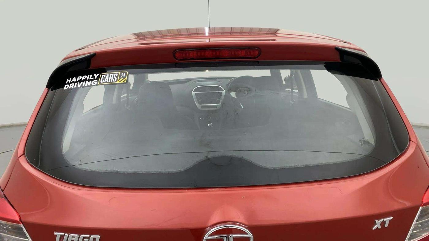 2016 Tata Tiago XT PETROL, Petrol, Manual, 34,296 km, Rear Windshield