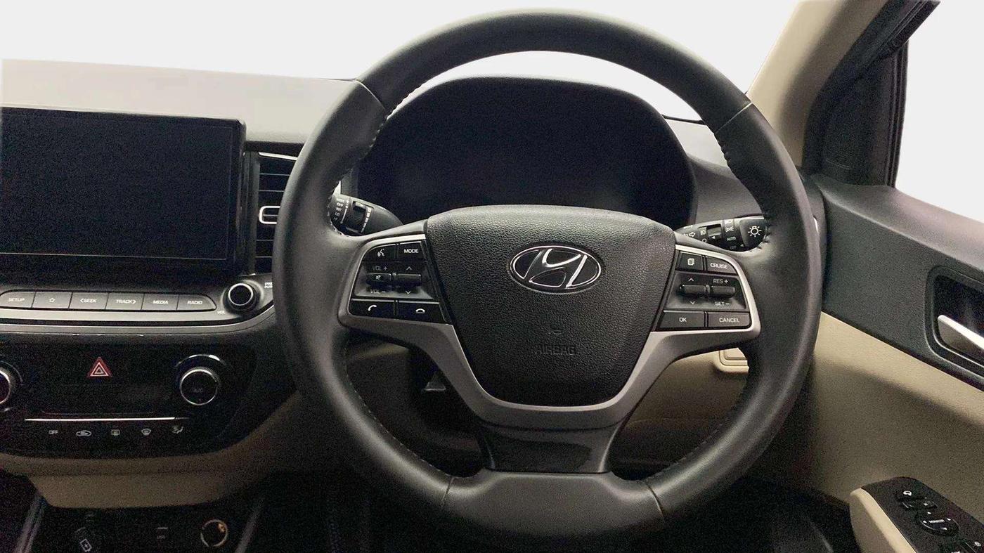 2020 Hyundai Verna SX 1.5 VTVT, Petrol, Manual, 68,283 km, Steering Wheel Close Up