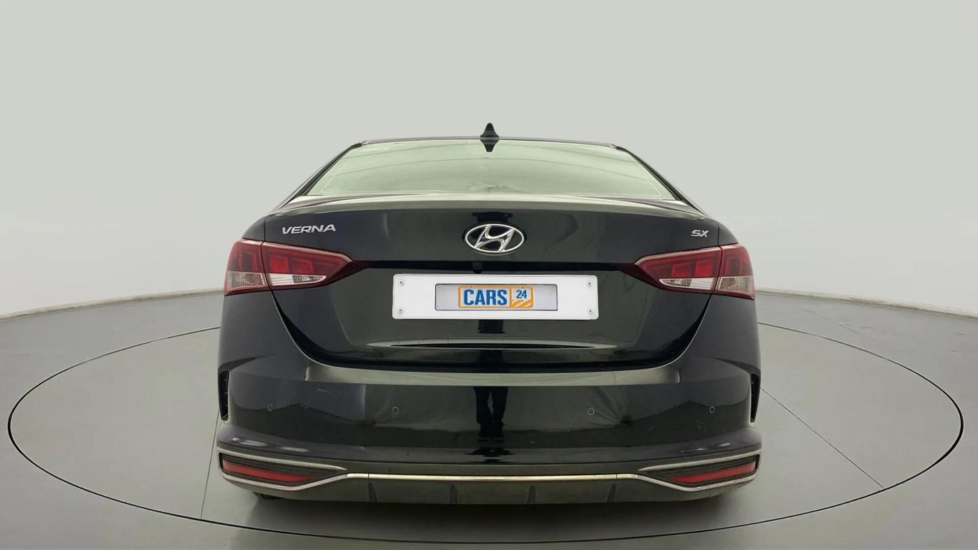 2020 Hyundai Verna SX 1.5 VTVT, Petrol, Manual, 68,283 km, Back/Rear