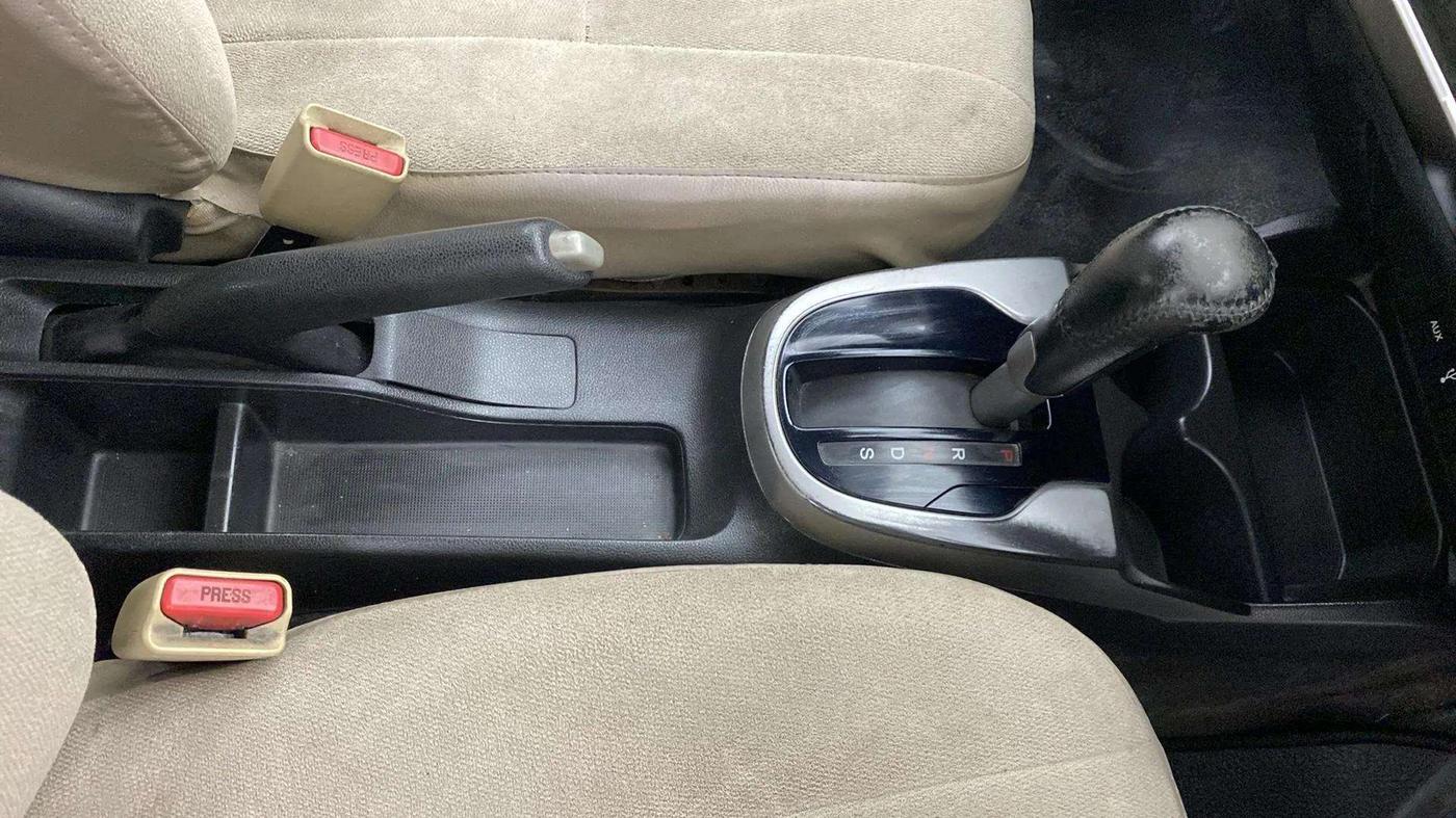 2016 Honda Jazz 1.2L I-VTEC V AT, Petrol, Automatic, 97,849 km, Gear Lever