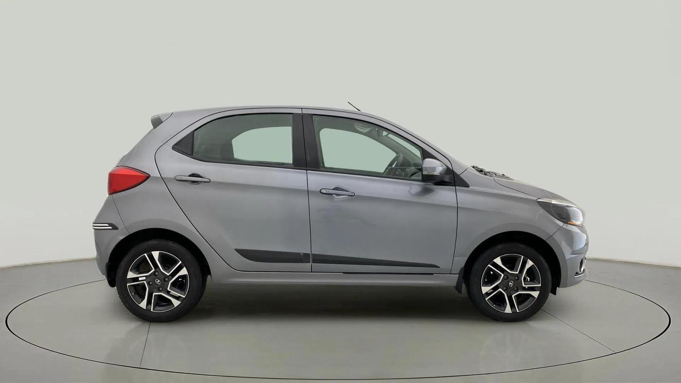 2019 Tata Tiago XZ PLUS PETROL, Petrol, Manual, 29,975 km, Right Side View