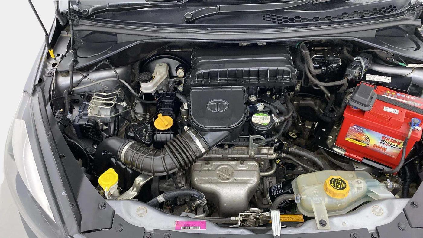 2019 Tata Tiago XZ PLUS PETROL, Petrol, Manual, 29,975 km, Engine View - Right