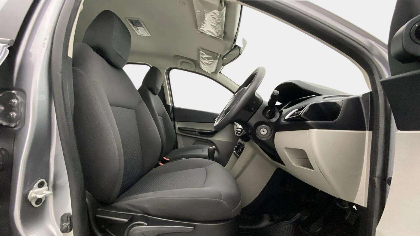 2019 Tata Tiago XZ PLUS PETROL, Petrol, Manual, 29,975 km, Right Side Front Door Cabin