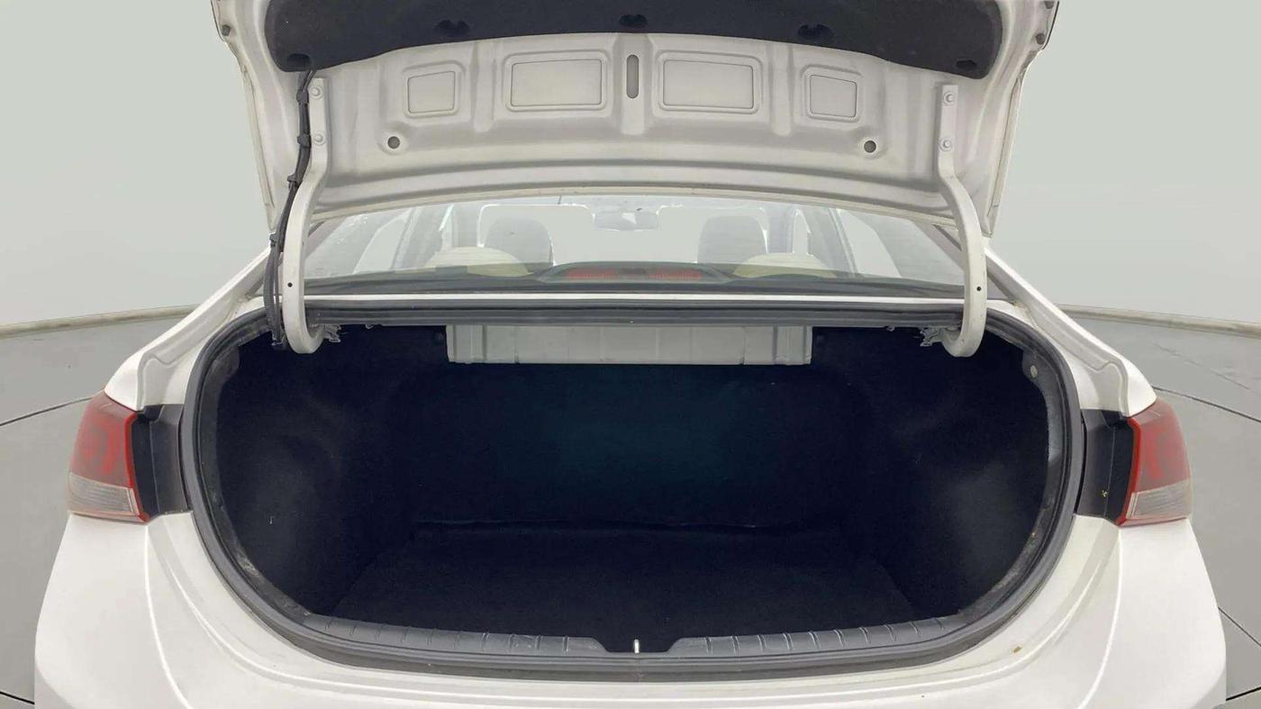 2019 Hyundai Verna 1.6 VTVT SX, Petrol, Manual, 33,588 km, Boot Open Zoomed View