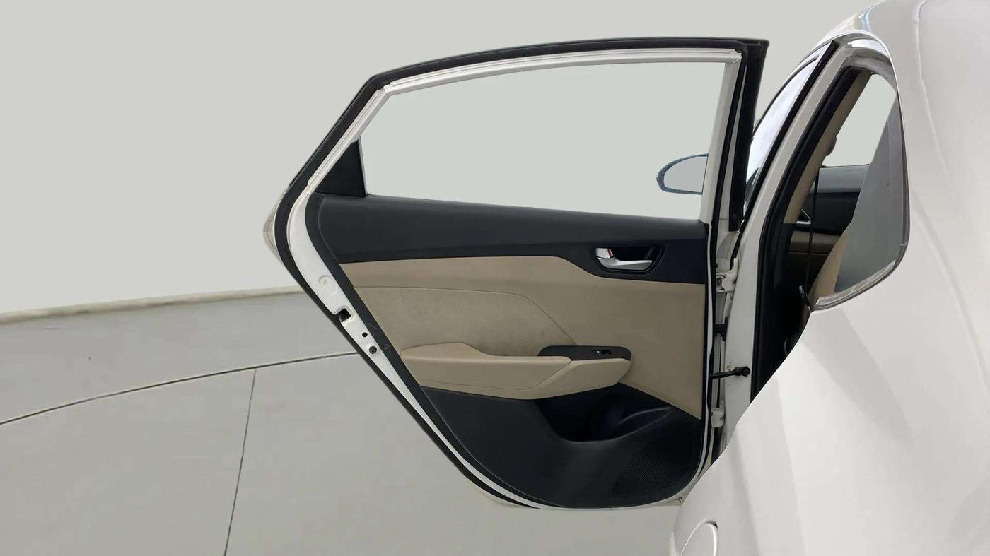 2019 Hyundai Verna 1.6 VTVT SX, Petrol, Manual, 33,588 km, LHS Rear Door