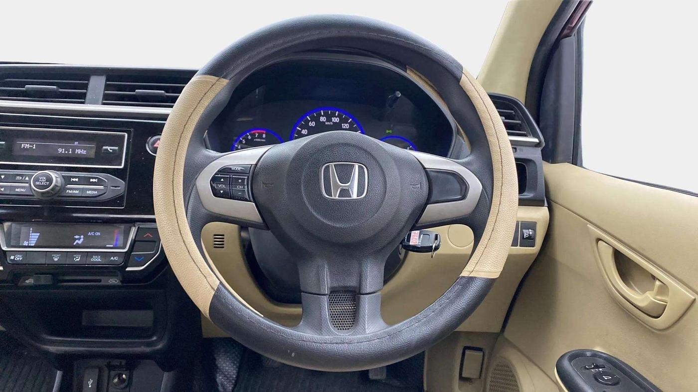 2017 Honda Amaze 1.2L I-VTEC S, Petrol, Manual, 59,149 km, Steering Wheel Close Up