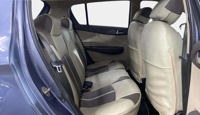 2013 Hyundai i20 MAGNA (O) 1.2, Petrol, Manual, 23,118 km, Right Side Rear Door Cabin