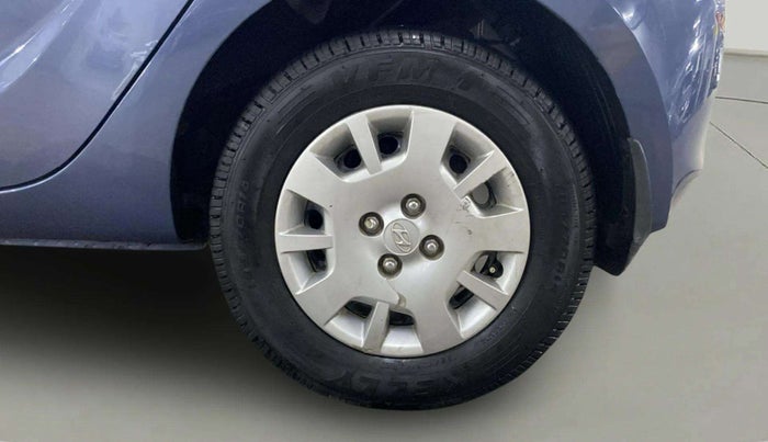 2013 Hyundai i20 MAGNA (O) 1.2, Petrol, Manual, 23,118 km, Left Rear Wheel