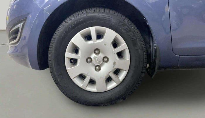 2013 Hyundai i20 MAGNA (O) 1.2, Petrol, Manual, 23,118 km, Left Front Wheel