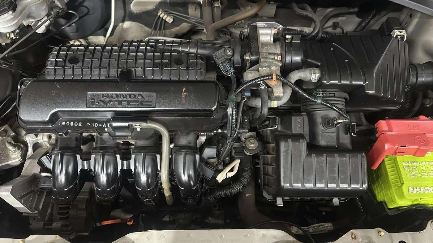 2015 Honda Brio VX AT, Petrol, Automatic, 27,849 km, Engine View