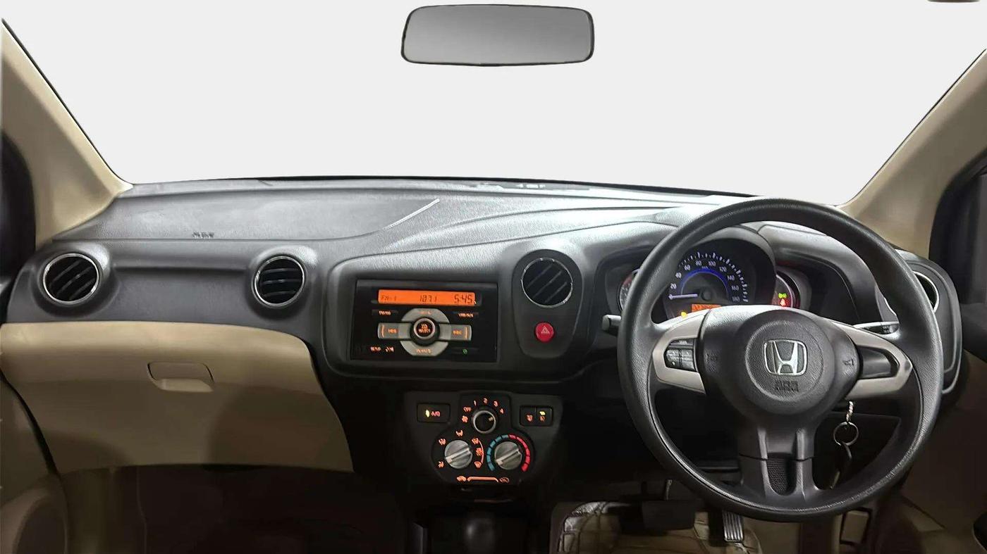 2015 Honda Brio VX AT, Petrol, Automatic, 27,849 km, Dashboard