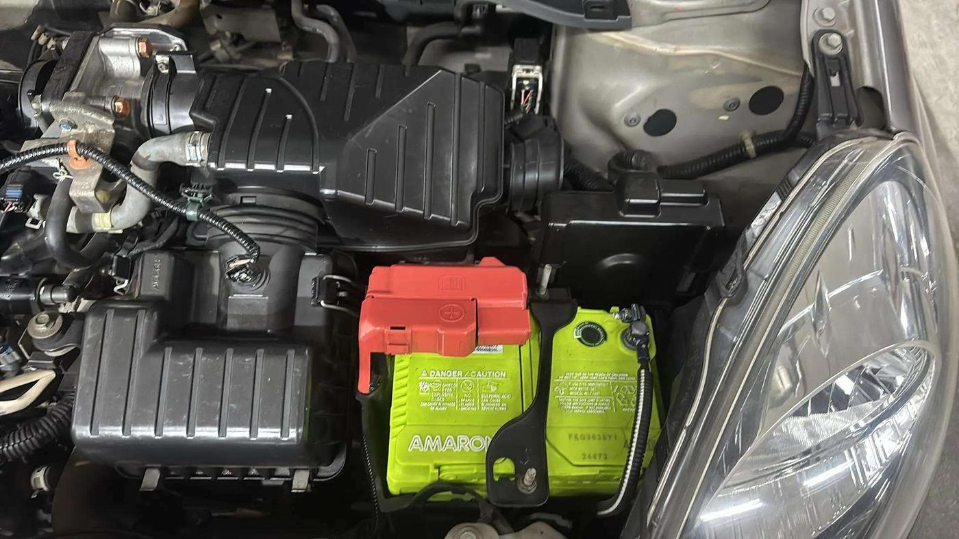 2015 Honda Brio VX AT, Petrol, Automatic, 27,849 km, Engine View - Left