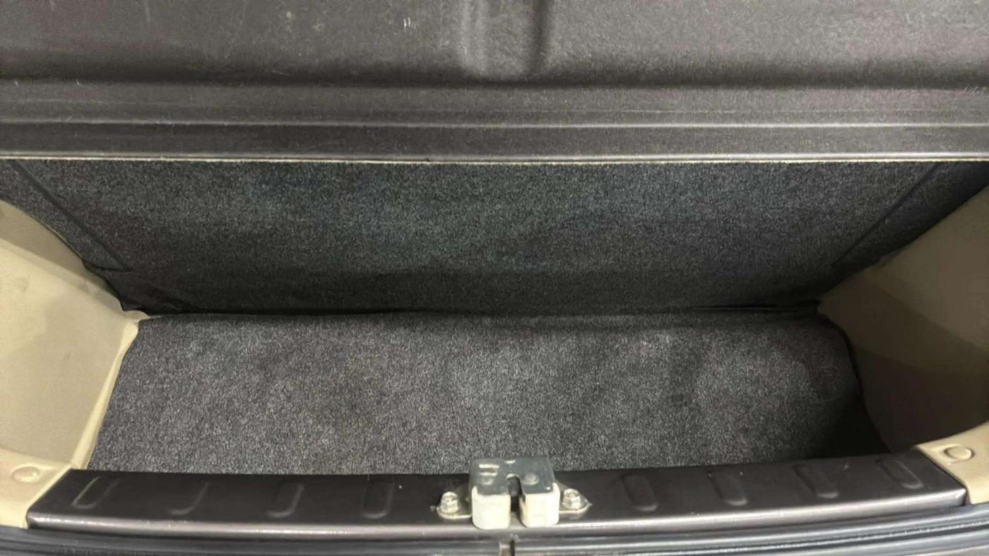 2015 Honda Brio VX AT, Petrol, Automatic, 27,849 km, Boot Inside