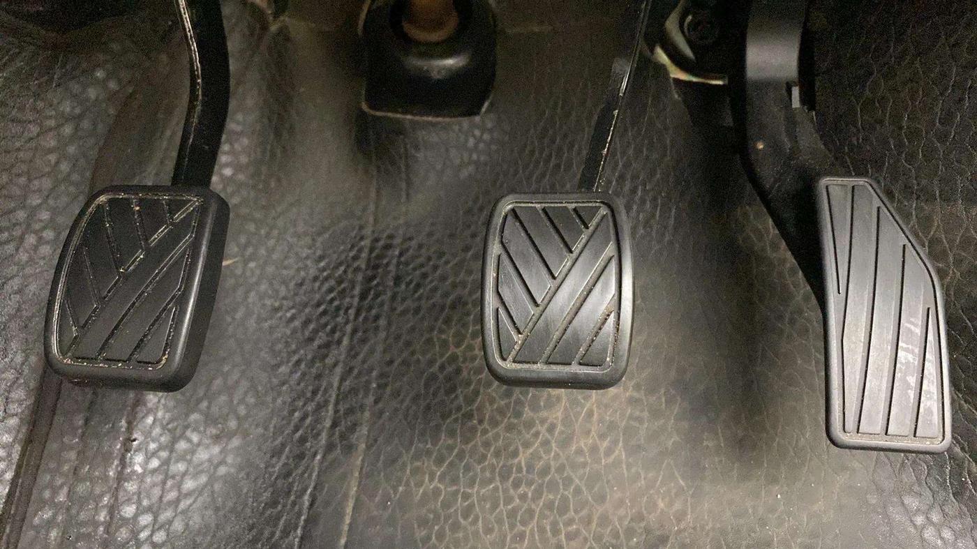 2019 Maruti IGNIS DELTA 1.2, Petrol, Manual, 73,091 km, Pedals
