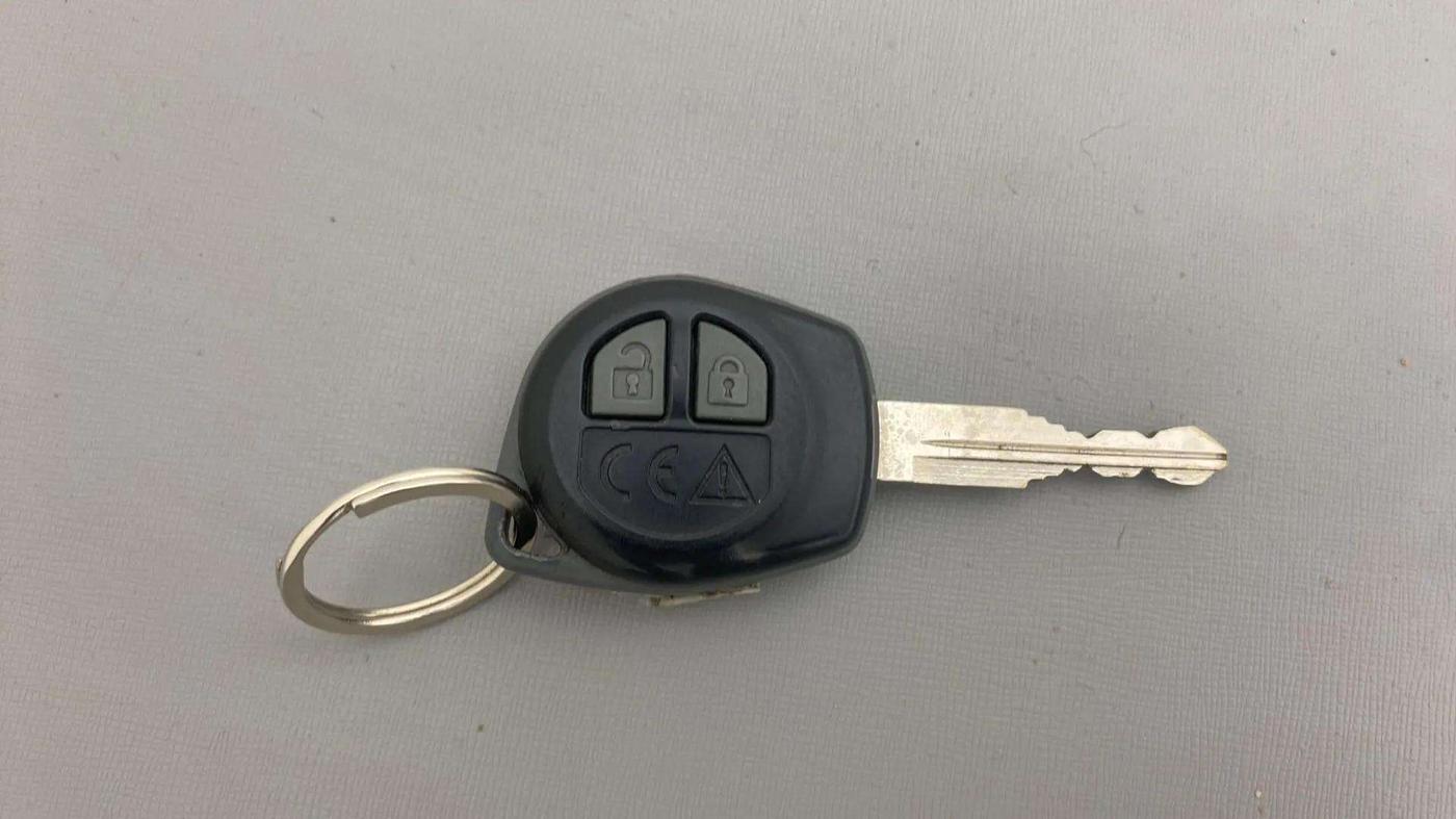 2019 Maruti IGNIS DELTA 1.2, Petrol, Manual, 73,091 km, Key Close Up