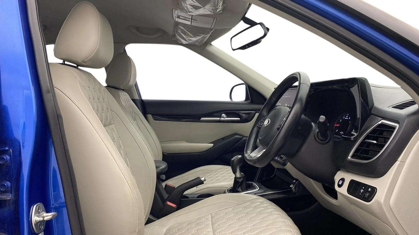 2020 KIA SELTOS HTX 1.5 PETROL, Petrol, Manual, 31,947 km, Right Side Front Door Cabin