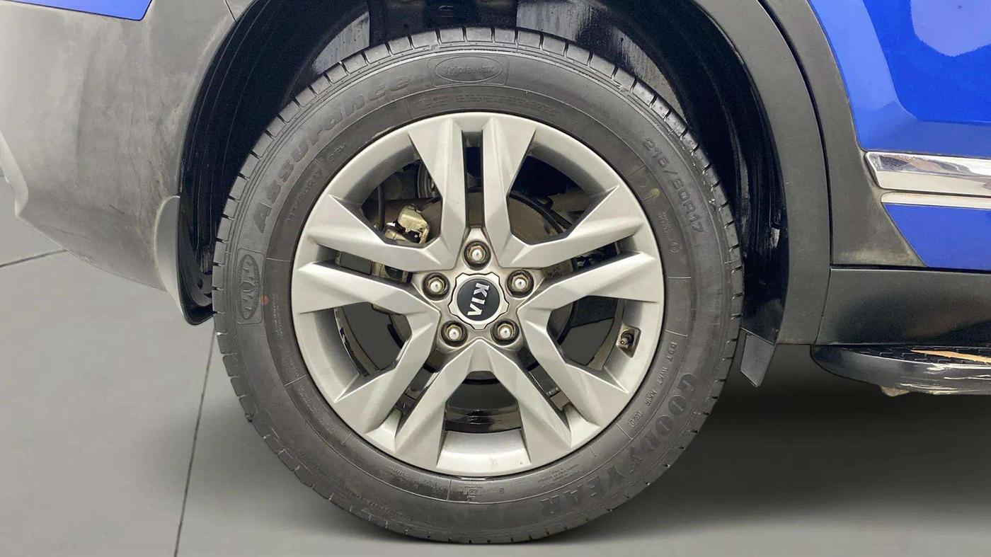 2020 KIA SELTOS HTX 1.5 PETROL, Petrol, Manual, 31,947 km, Right Rear Wheel