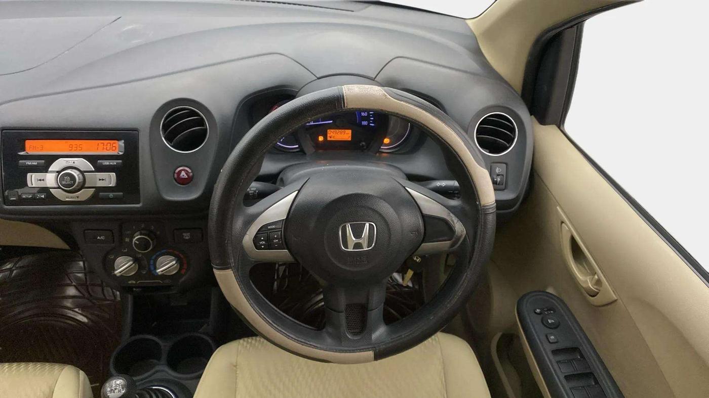 2015 Honda Amaze 1.2L I-VTEC SX, Petrol, Manual, 49,566 km, Steering Wheel Close Up