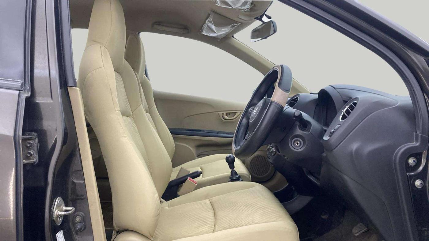 2015 Honda Amaze 1.2L I-VTEC SX, Petrol, Manual, 49,566 km, Right Side Front Door Cabin