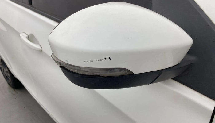 2019 Tata Tiago XZA PETROL, Petrol, Automatic, 42,779 km, Right rear-view mirror - Minor scratches