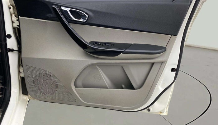 2019 Tata Tiago XZA PETROL, Petrol, Automatic, 42,779 km, Driver Side Door Panels Control