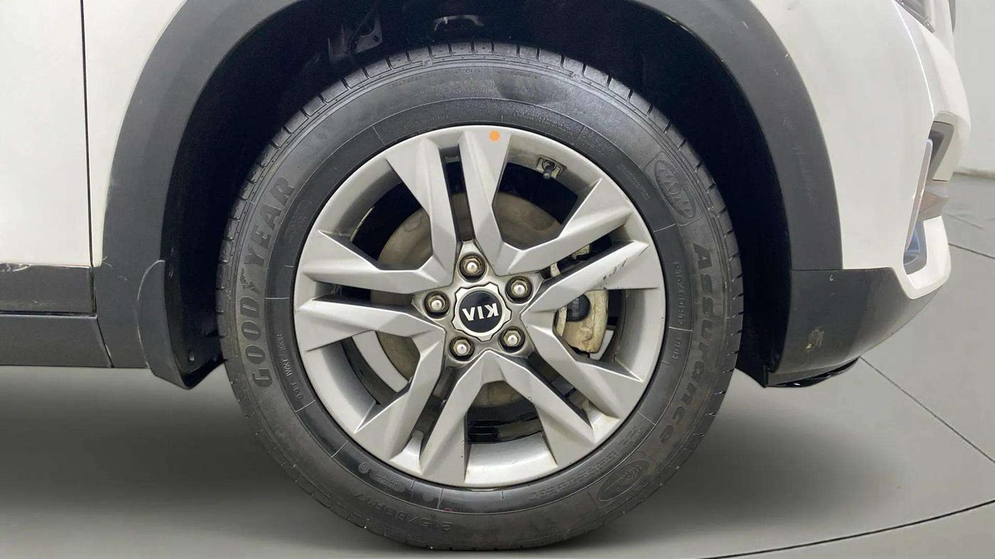2019 KIA SELTOS HTX 1.5 PETROL, Petrol, Manual, 49,528 km, Right Front Wheel