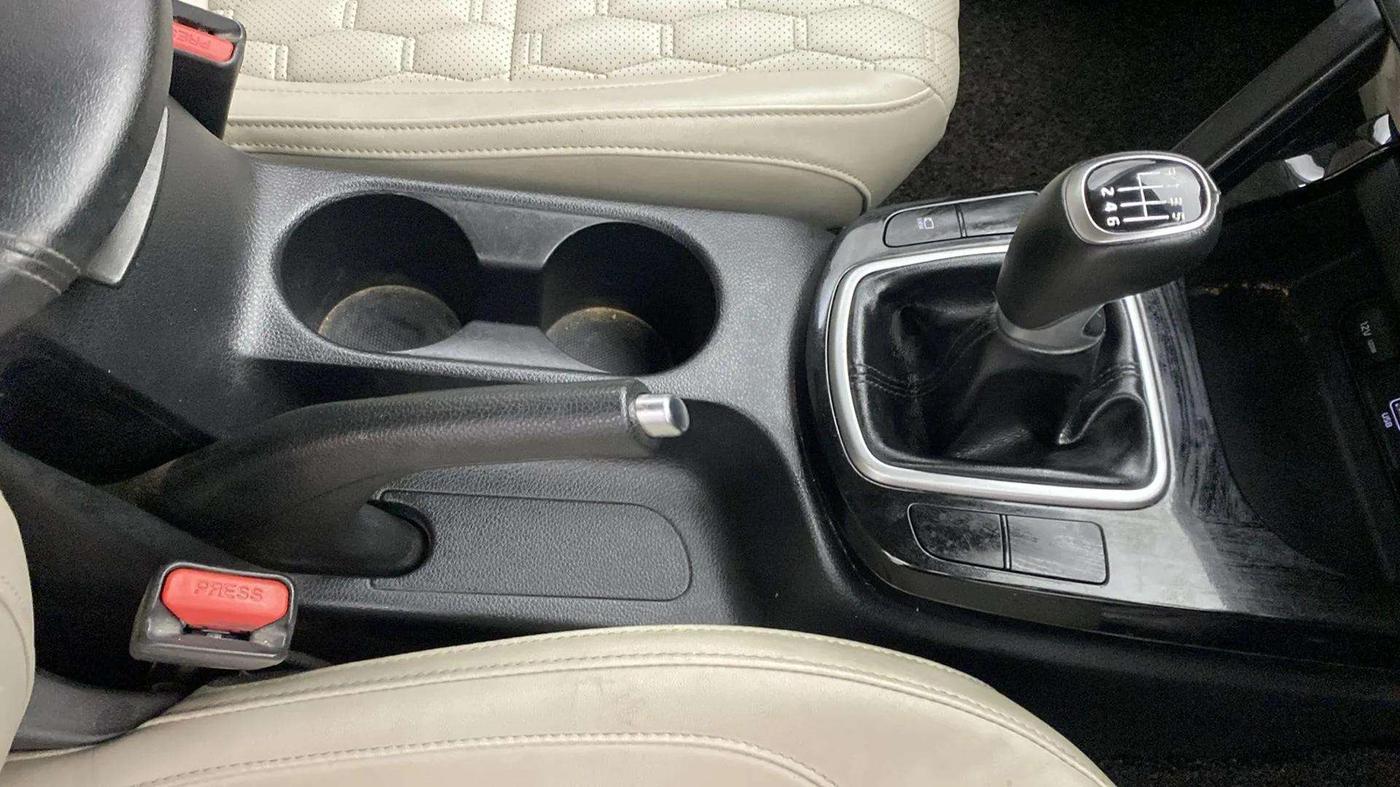 2019 KIA SELTOS HTX 1.5 PETROL, Petrol, Manual, 49,528 km, Gear Lever