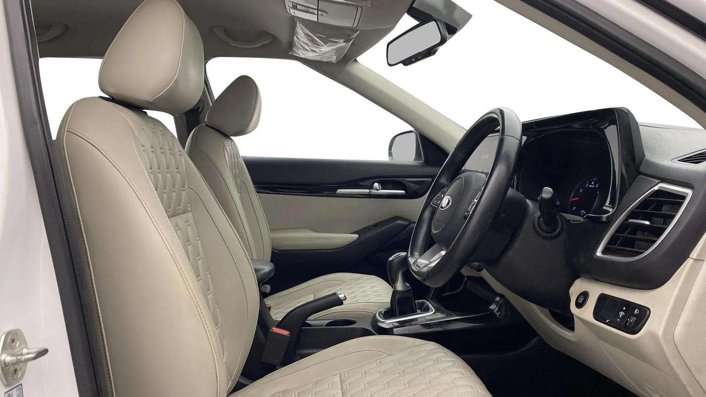 2019 KIA SELTOS HTX 1.5 PETROL, Petrol, Manual, 49,528 km, Right Side Front Door Cabin