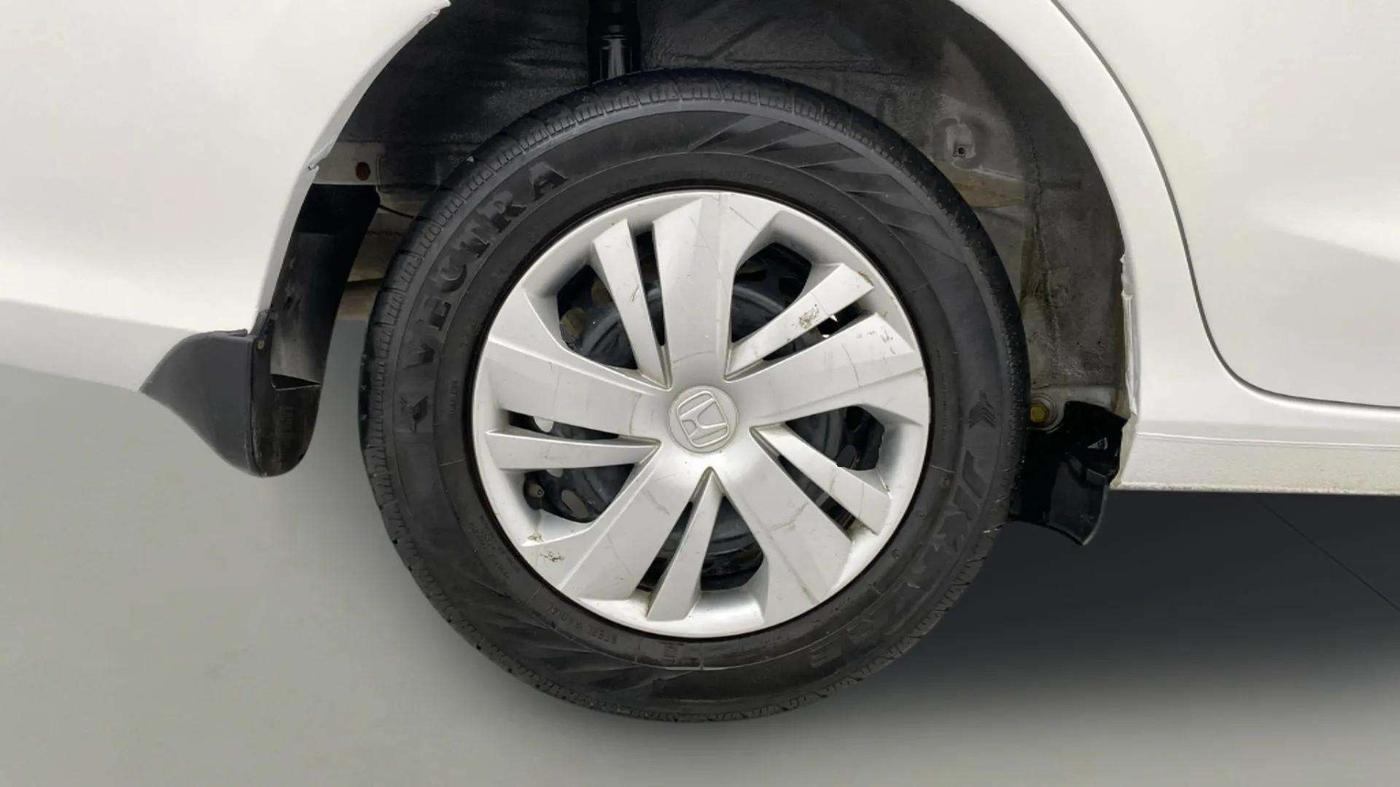 2022 Honda Amaze 1.2L I-VTEC S, Petrol, Manual, 36,429 km, Right Rear Wheel