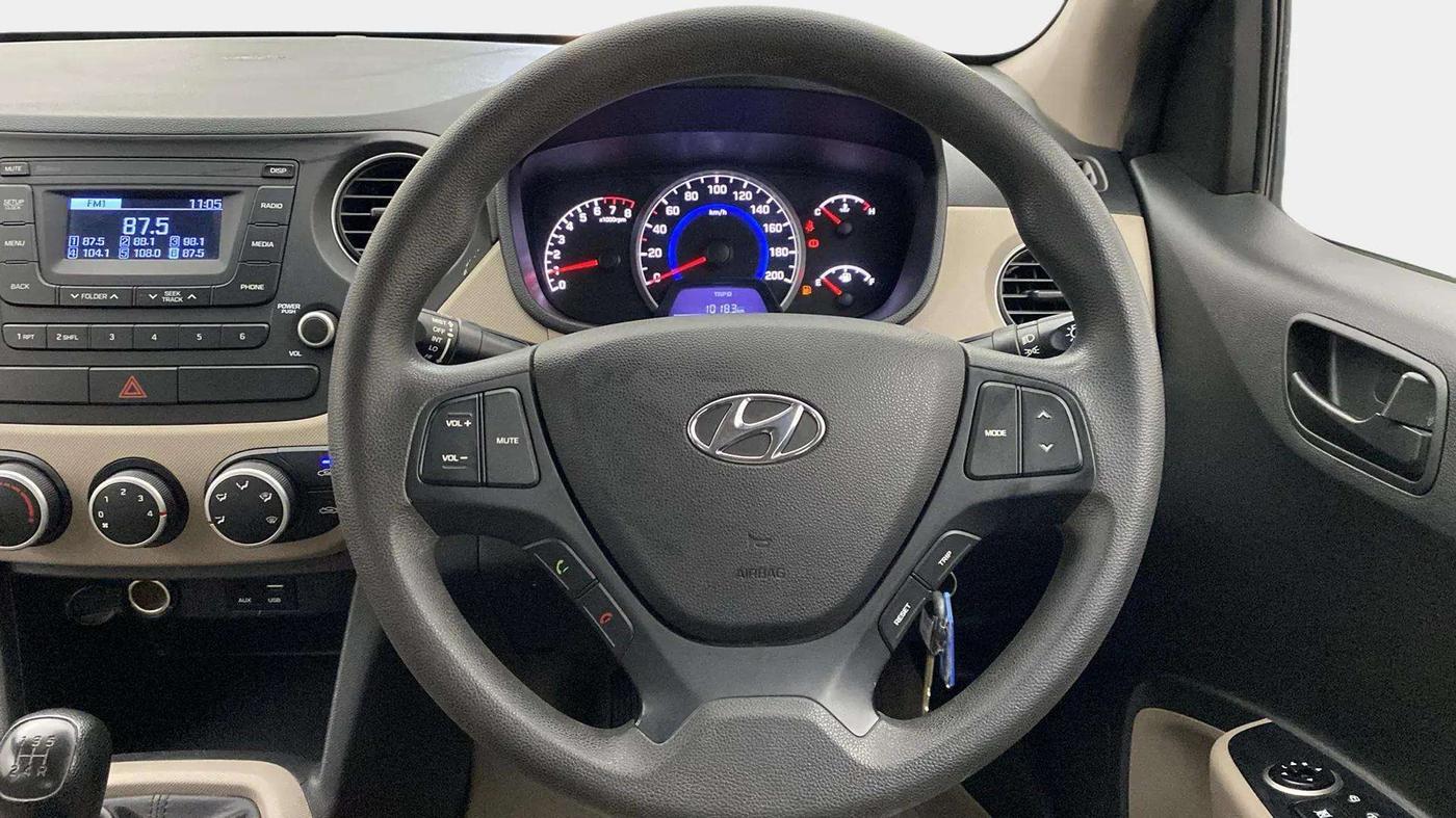2019 Hyundai Grand i10 MAGNA 1.2 KAPPA VTVT, Petrol, Manual, 39,069 km, Steering Wheel Close Up