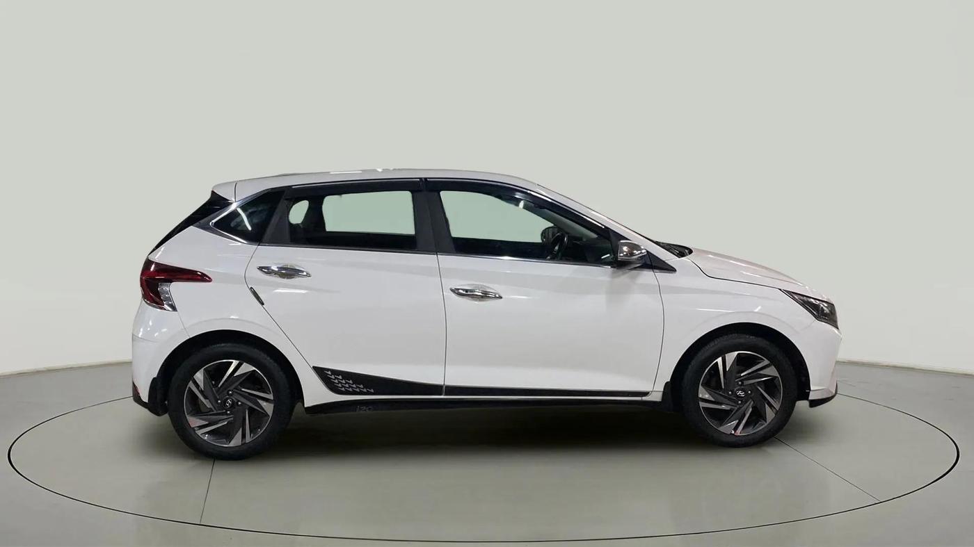 2021 Hyundai NEW I20 ASTA (O) 1.2 MT, Petrol, Manual, 72,190 km, Right Side View