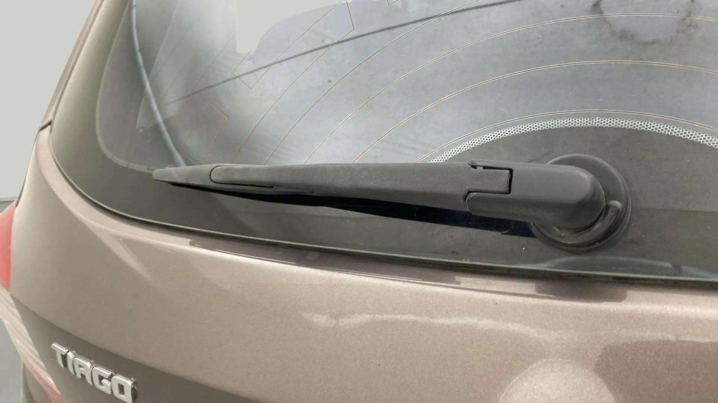 2017 Tata Tiago XZ PETROL, Petrol, Manual, 74,028 km, Rear Wiper