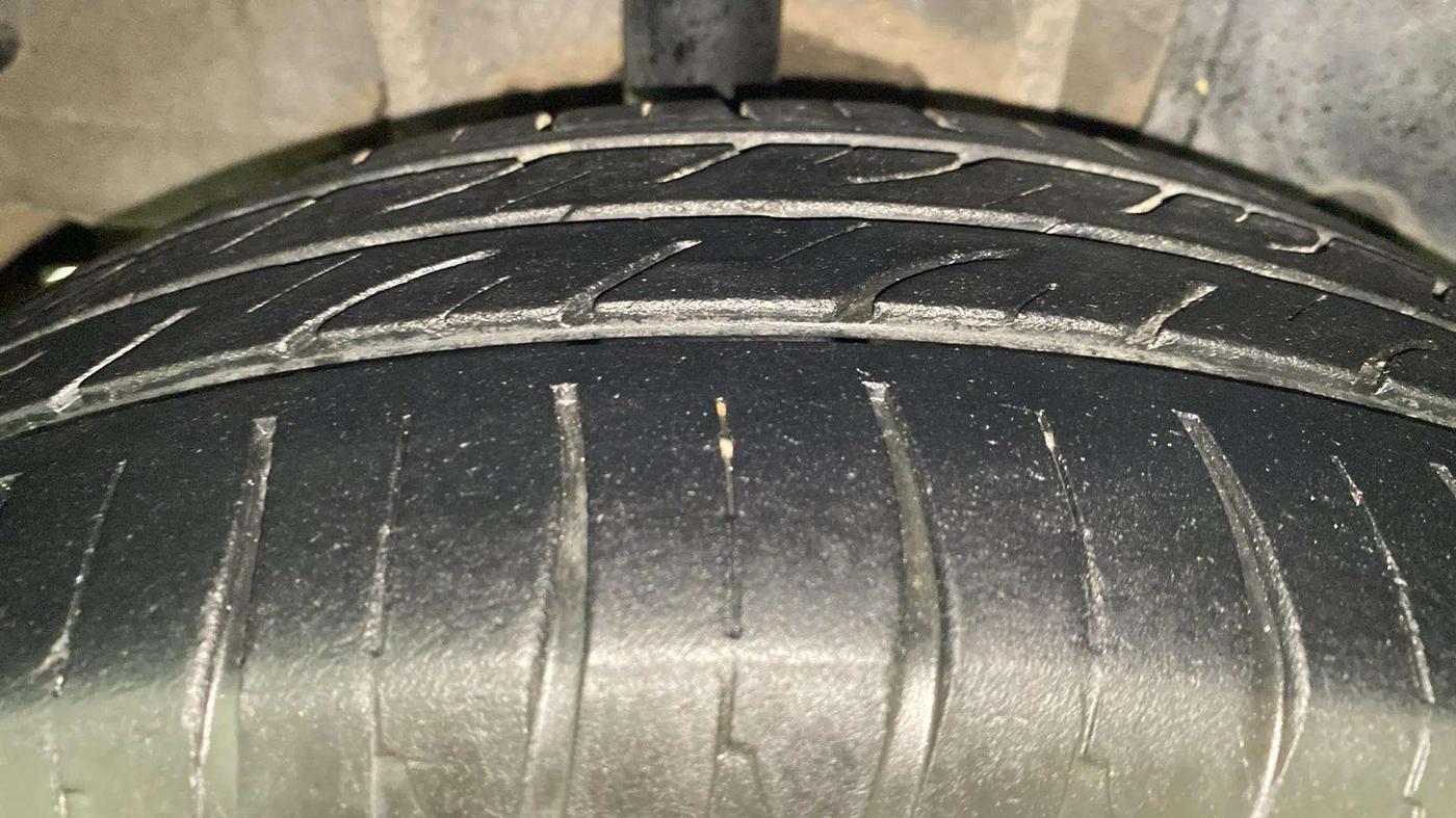 2017 Tata Tiago XZ PETROL, Petrol, Manual, 74,028 km, Right Rear Tyre Tread