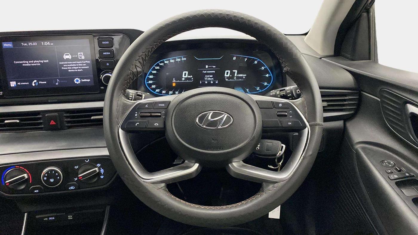 2022 Hyundai NEW I20 SPORTZ 1.2 MT, Petrol, Manual, 31,421 km, Steering Wheel Close Up