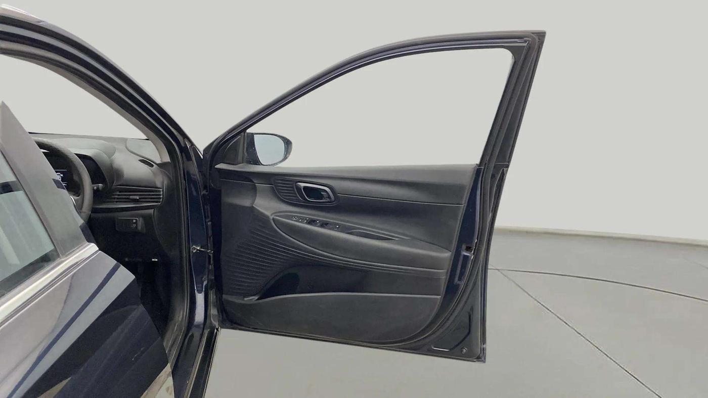 2022 Hyundai NEW I20 SPORTZ 1.2 MT, Petrol, Manual, 31,421 km, RHS Front Door