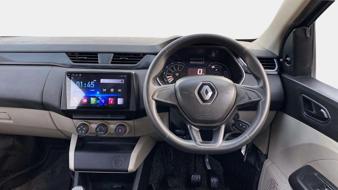 2021 Renault TRIBER RXL MT, Petrol, Manual, 44,094 km, Steering Wheel Close Up