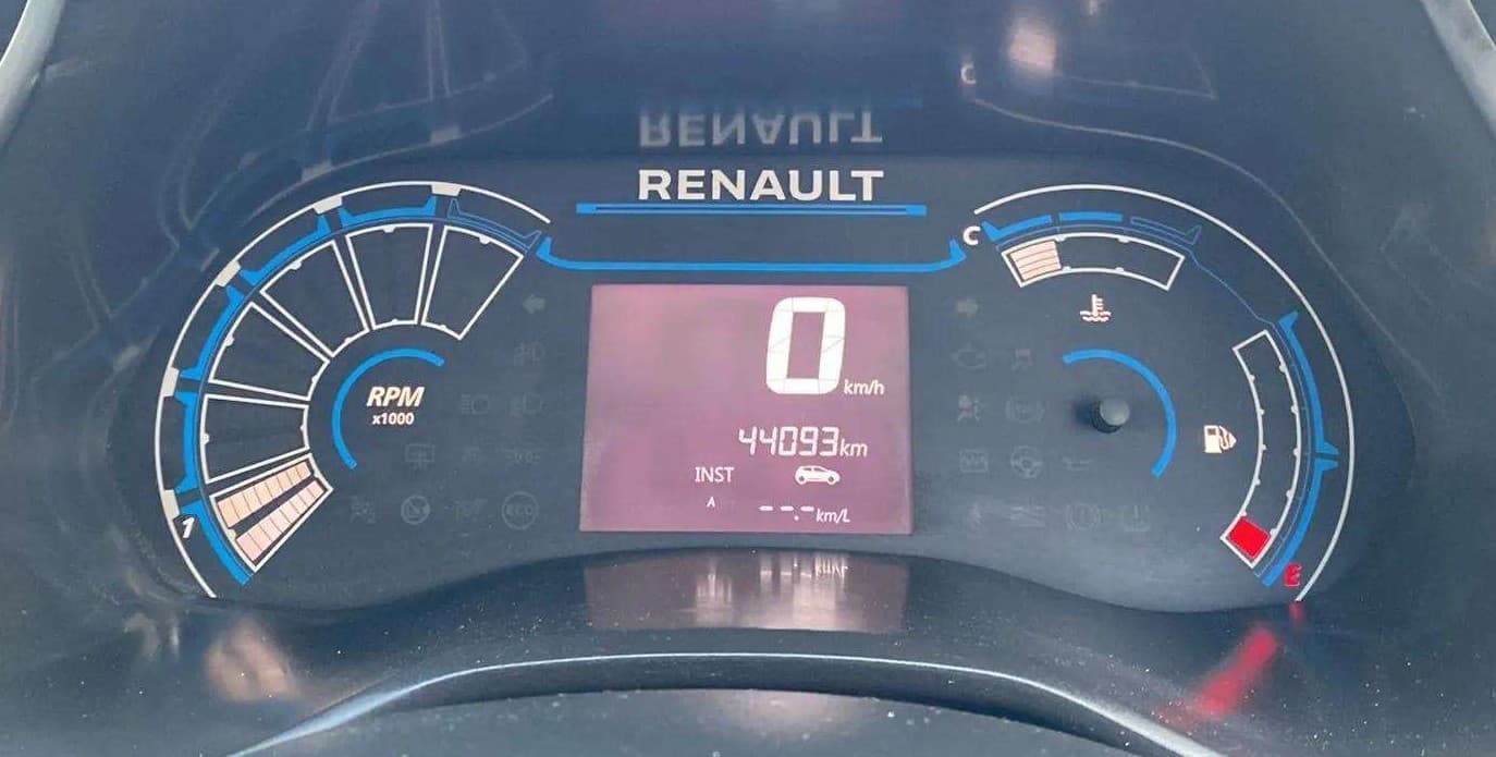 2021 Renault TRIBER RXL MT, Petrol, Manual, 44,094 km, Odometer Image